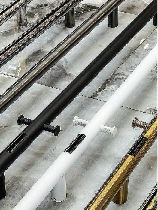 Электрический полотенцесушитель Boheme Uno 726-MW Белый матовый