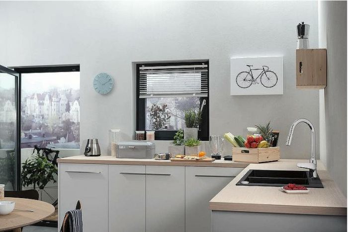Смеситель для кухни Hansgrohe Focus M42 71800000 Хром
