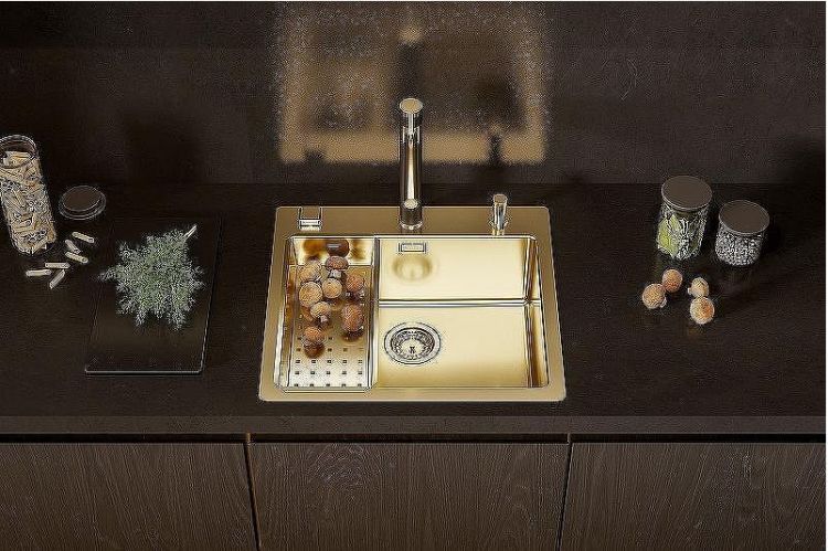 Смеситель для кухни Alveus Zina Monarch Gold 1136509 Черный Золото Смеситель для кухни Alveus Zina Monarch Gold 1136509 Черный Золото