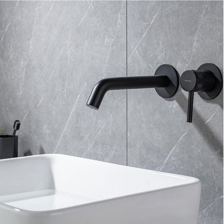 Смеситель для раковины Allen Brau Priority 5.31030-31 Черный матовый Смеситель для раковины Allen Brau Priority 5.31030-31 Черный матовый