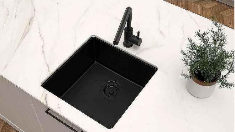 Кухонная мойка Paulmark Lassan 49 Uni LA49-MBN Черная матовая
