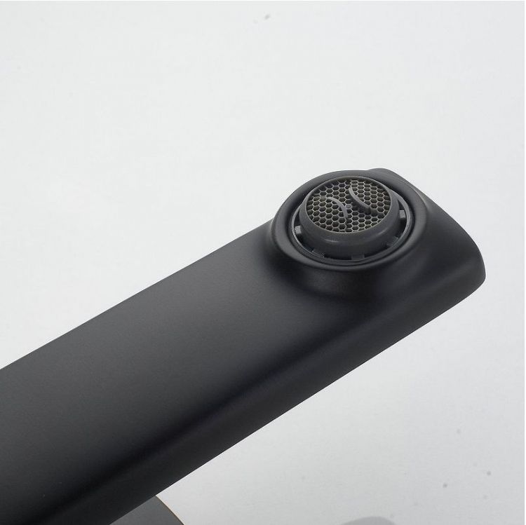 Смеситель для раковины Shevanik S8901H-1 цвет Черный Смеситель для раковины Shevanik S8901H-1 цвет Черный