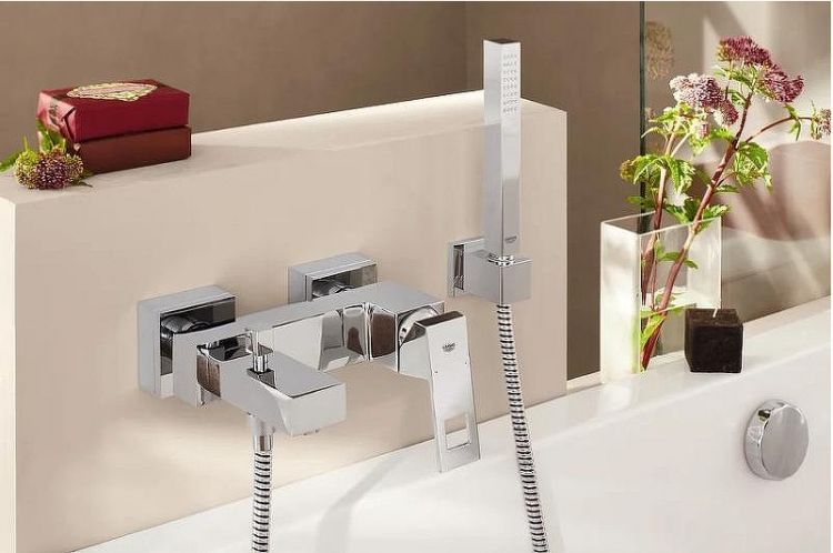 Смеситель для ванны Grohe Eurocube 23141000 Хром