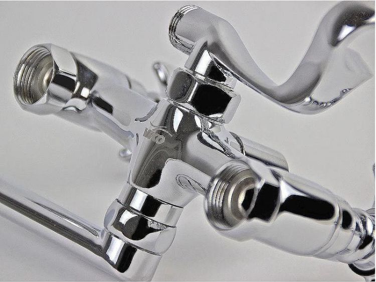 Смеситель для ванны Viko V-2122 Хром