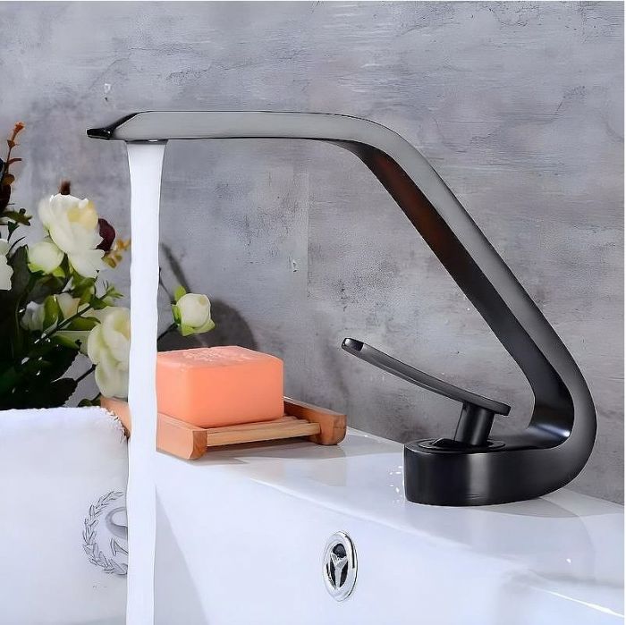 Смеситель для раковины Boch Mann Hoe B BM9633 Черный матовый