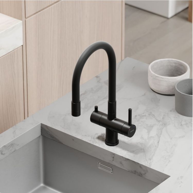 Смеситель для кухни Sancos Lucia с гибким изливом, цвет матовый черный/черный, SC4004MB
