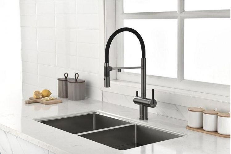 Смеситель для кухни Paulmark Gravity Gr213888-GM Вороненая сталь Смеситель для кухни Paulmark Gravity Gr213888-GM Вороненая сталь