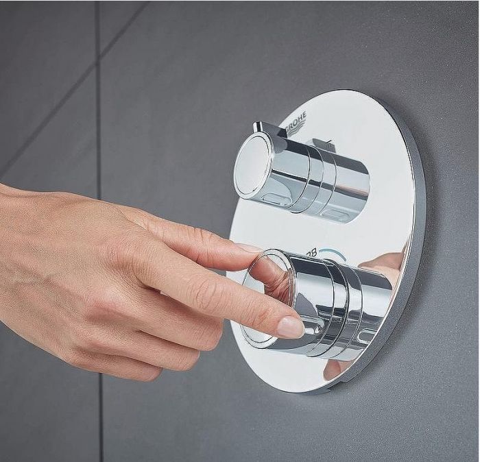 Смеситель для душа Grohe Grohtherm 24075000 с термостатом Хром