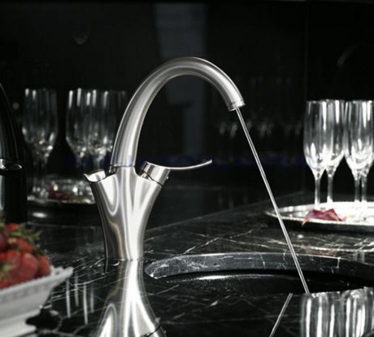 Смеситель для кухонной мойки Jacob Delafon Carafe E18865-VS Смеситель для кухонной мойки Jacob Delafon Carafe E18865-VS