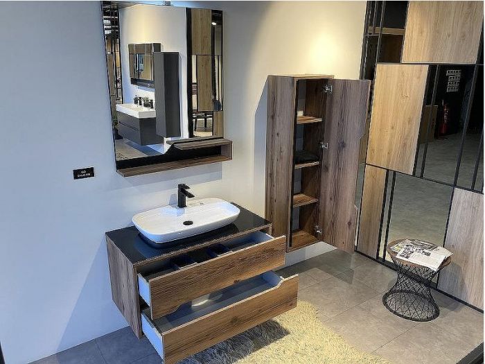 Зеркало Orka Galia 60x100 3000858 с подсветкой Lidya