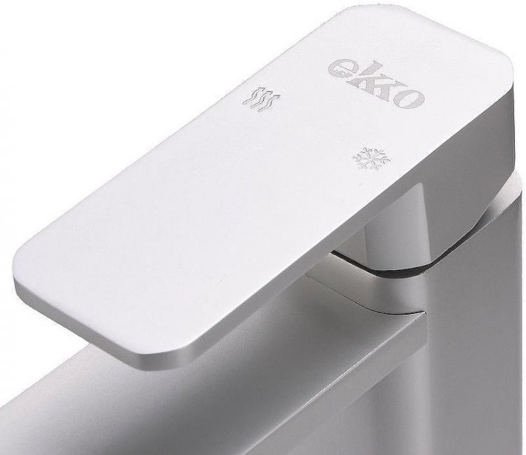 Смеситель для раковины Ekko E1082-22 Серый