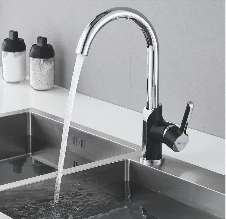 Смеситель для кухни Shevanik S6053H цвет Хром Черный Смеситель для кухни Shevanik S6053H цвет Хром Черный