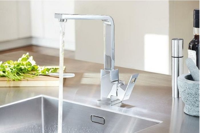Смеситель для кухни Grohe Eurocube 31255000 Хром