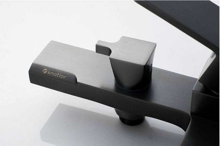 Смеситель для ванны Knotlor Stable KN-22/GM цвет Вороненая сталь