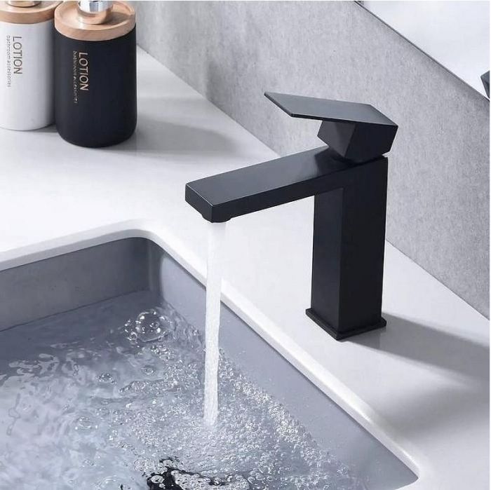 Смеситель для раковины Maretti Umbria Black UMB32RF51 Черный матовый