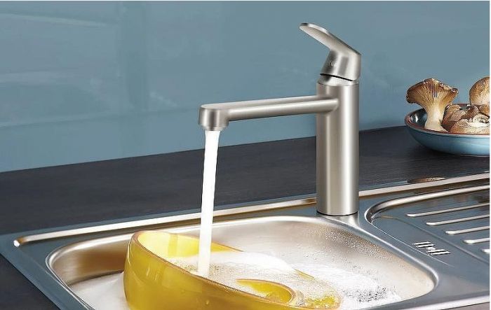 Смеситель для кухни Grohe Eurosmart Cosmopolitan 30193DC0 Суперсталь