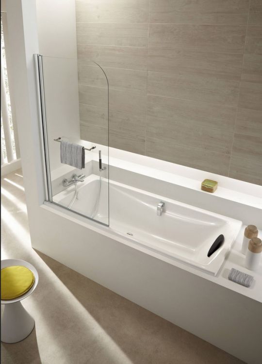 Ванна Jacob Delafon Odeon Up в комплекте с ручками, подголовником и стеклянной шторкой