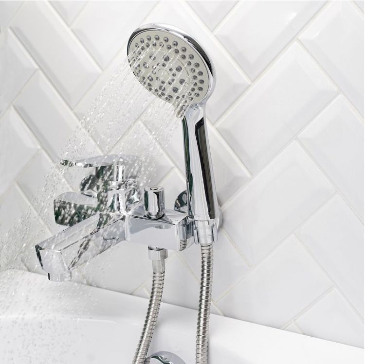 Смеситель для ванны Boou B8215-3EH цвет Хром Смеситель для ванны Boou B8215-3EH цвет Хром