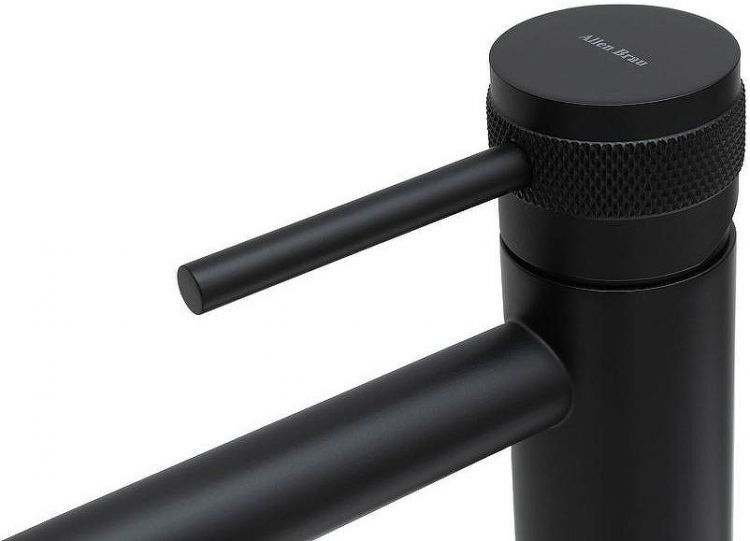 Смеситель для раковины Allen Brau Priority 5.31A02-31 Черный матовый Смеситель для раковины Allen Brau Priority 5.31A02-31 Черный матовый