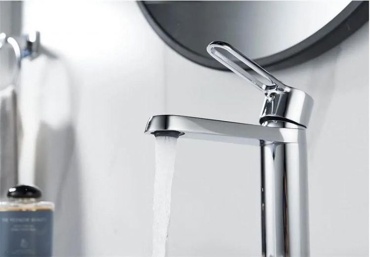 Смеситель для раковины Maretti Foro FR32RF328 цвет Хром Смеситель для раковины Maretti Foro FR32RF328 цвет Хром