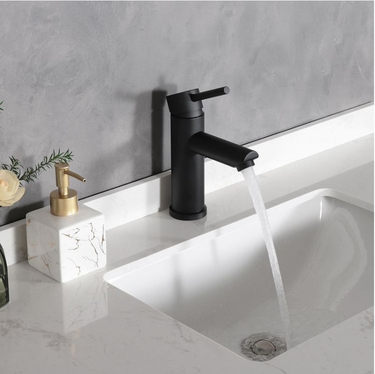 Смеситель для раковины Gid Berlin SS080BMK цвет Черный матовый Смеситель для раковины Gid Berlin SS080BMK цвет Черный матовый