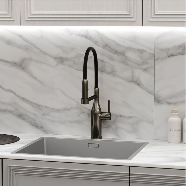 Смеситель для кухни Sancos Pride с гибким изливом, цвет вороненая сталь/черный, SC4011GG