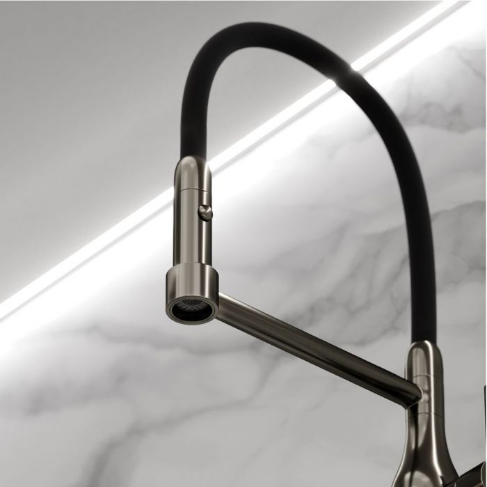 Смеситель для кухни Sancos Pride с гибким изливом, цвет вороненая сталь/черный, SC4011GG