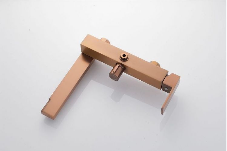 Душевая система Knotlor Stable KN-23/RB цвет Бронза Душевая система Knotlor Stable KN-23/RB цвет Бронза