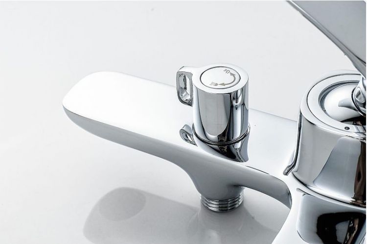 Смеситель для ванны Knotlor Finesse KN-42 цвет Хром Смеситель для ванны Knotlor Finesse KN-42 цвет Хром