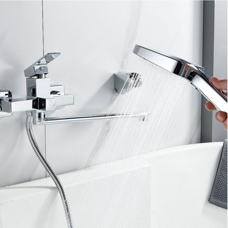 Смеситель для ванны Shevanik S9622 универсальный цвет Хром Смеситель для ванны Shevanik S9622 универсальный цвет Хром