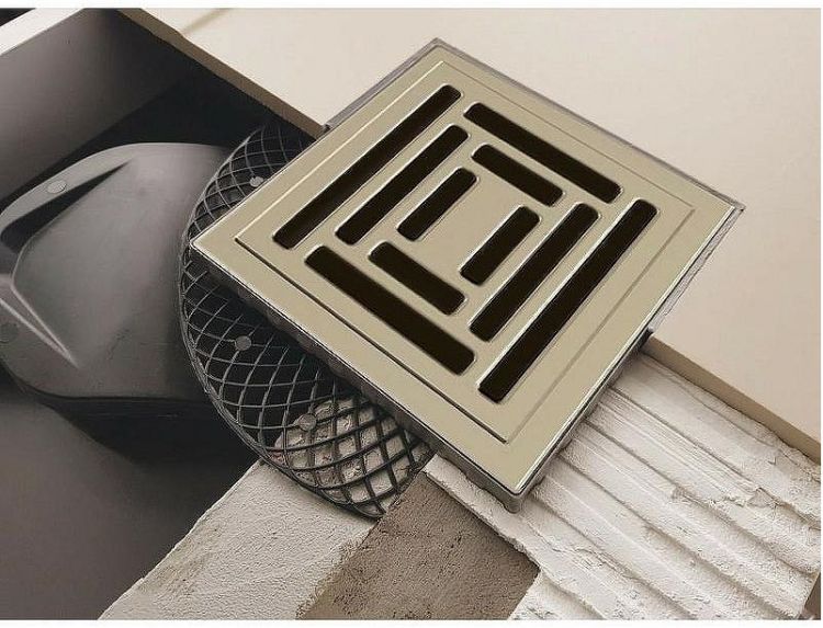 Душевой трап Berges Platz Uno 100x100 090169 с решеткой Хром матовый