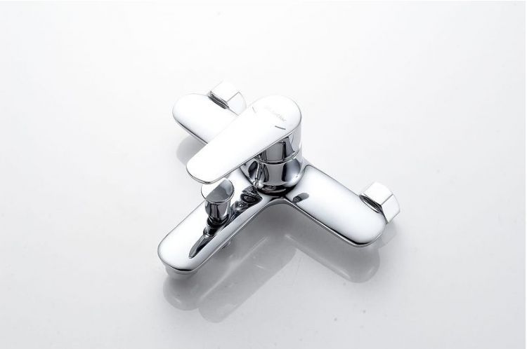 Смеситель для ванны Knotlor Pulse KN-52 цвет Хром