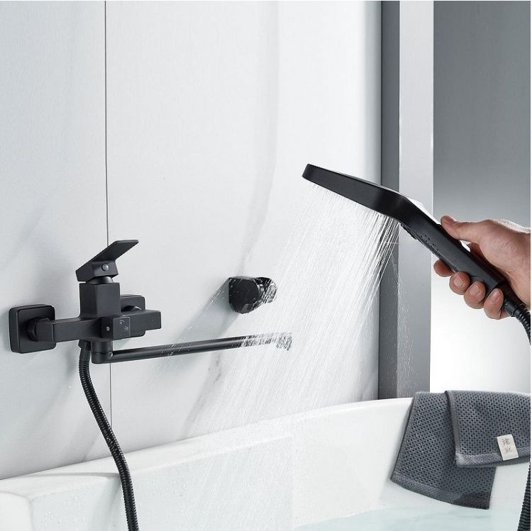 Смеситель для ванны Shevanik S9622H универсальный цвет Черный Смеситель для ванны Shevanik S9622H универсальный цвет Черный