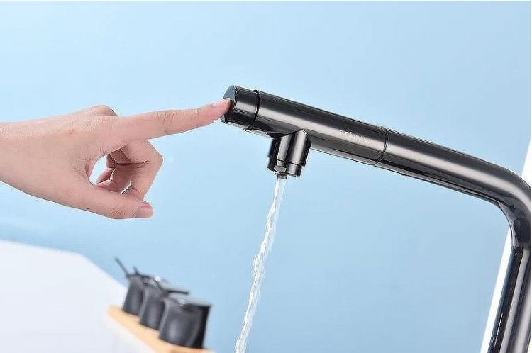 Смеситель для кухни Paulmark Viper Vi213105-GB Черный глянцевый