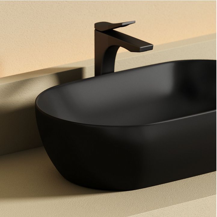 Раковина накладная овальной формы CERAMICANOVA Twist черный матовый, CN12001MB Раковина накладная овальной формы CERAMICANOVA Twist черный матовый, CN12001MB