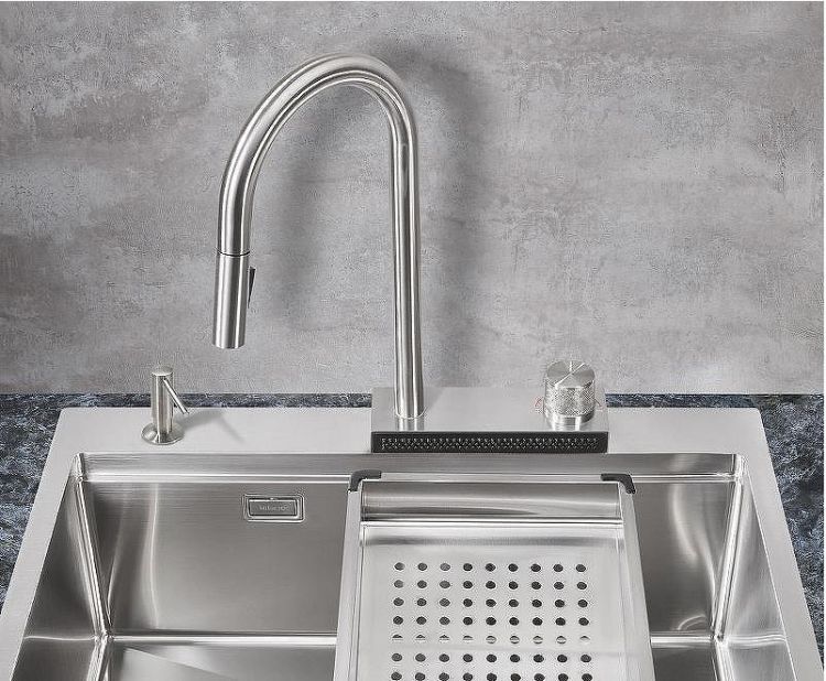 Смеситель для кухни Milacio Ultra MCU.556.SS Нержавеющая сталь