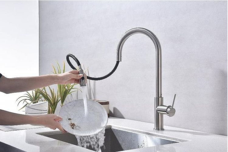 Смеситель для кухни Paulmark Galant Ga213077-BS Брашированная сталь Смеситель для кухни Paulmark Galant Ga213077-BS Брашированная сталь