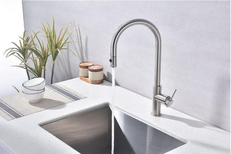 Смеситель для кухни Paulmark Galant Ga213077-BS Брашированная сталь Смеситель для кухни Paulmark Galant Ga213077-BS Брашированная сталь