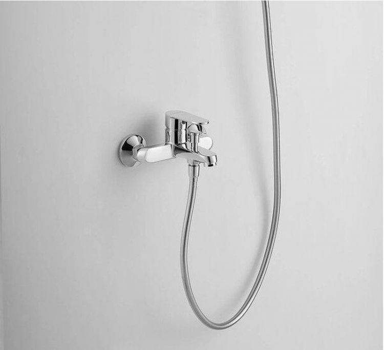 Смеситель для ванны Arrow AG3605 цвет Хром Смеситель для ванны Arrow AG3605 цвет Хром