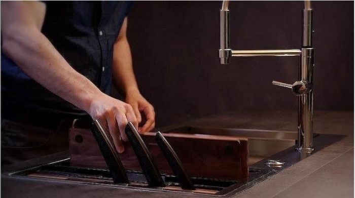 Кухонная мойка Franke Box Center BWX 220-54-27 TL R 127.0538.259 Полированная сталь