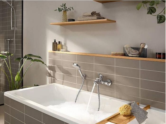 Смеситель для ванны Hansgrohe Rebris E 72450000 Хром