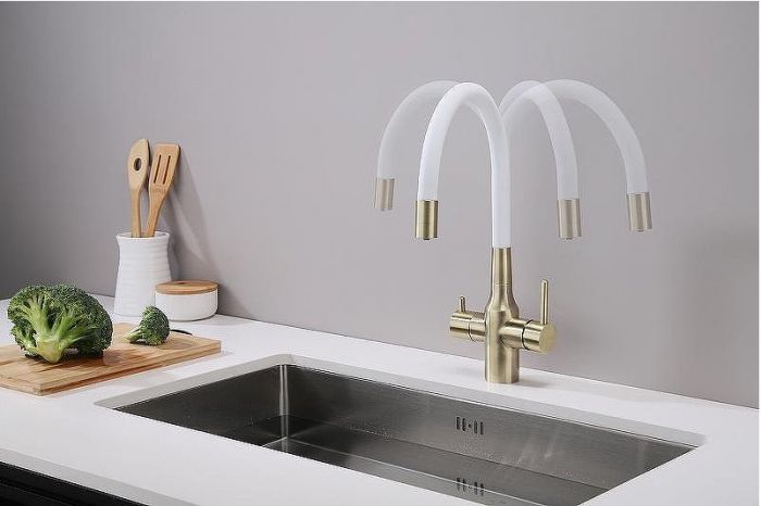 Смеситель для кухни Paulmark Salix Sa213419-BRw Бронза Белый