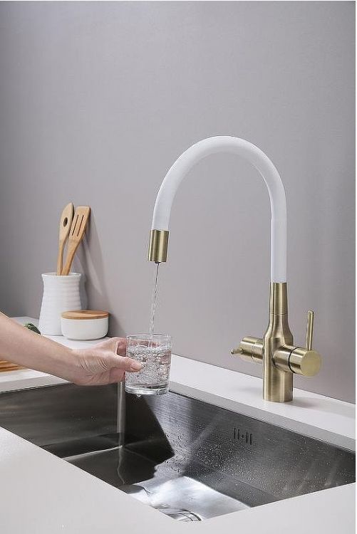 Смеситель для кухни Paulmark Salix Sa213419-BRw Бронза Белый Смеситель для кухни Paulmark Salix Sa213419-BRw Бронза Белый