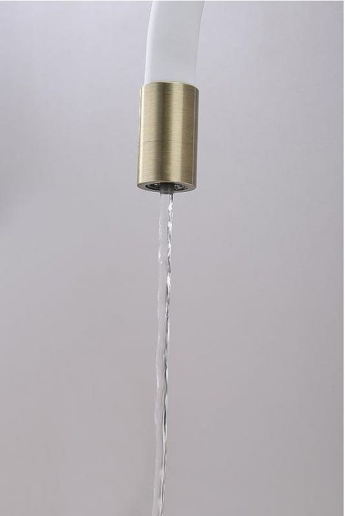 Смеситель для кухни Paulmark Salix Sa213419-BRw Бронза Белый Смеситель для кухни Paulmark Salix Sa213419-BRw Бронза Белый