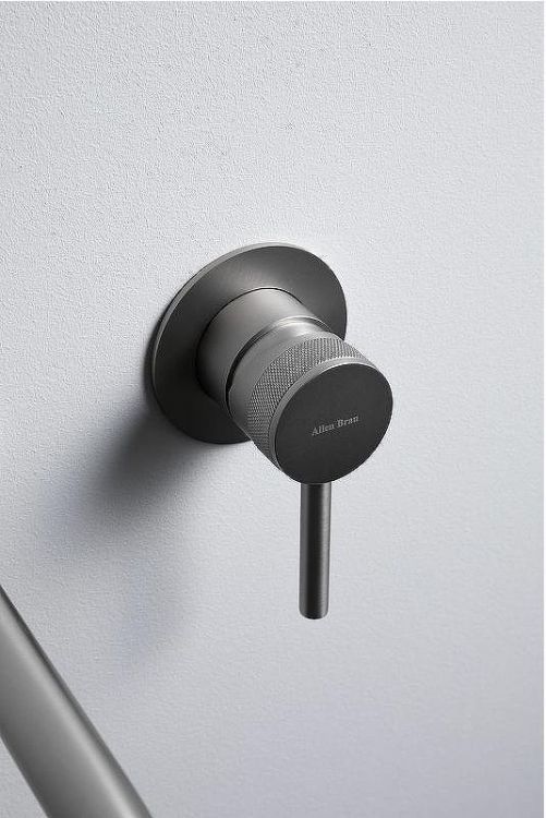 Смеситель для раковины Allen Brau Priority 5.31A03-BN Никель брашированный Смеситель для раковины Allen Brau Priority 5.31A03-BN Никель брашированный