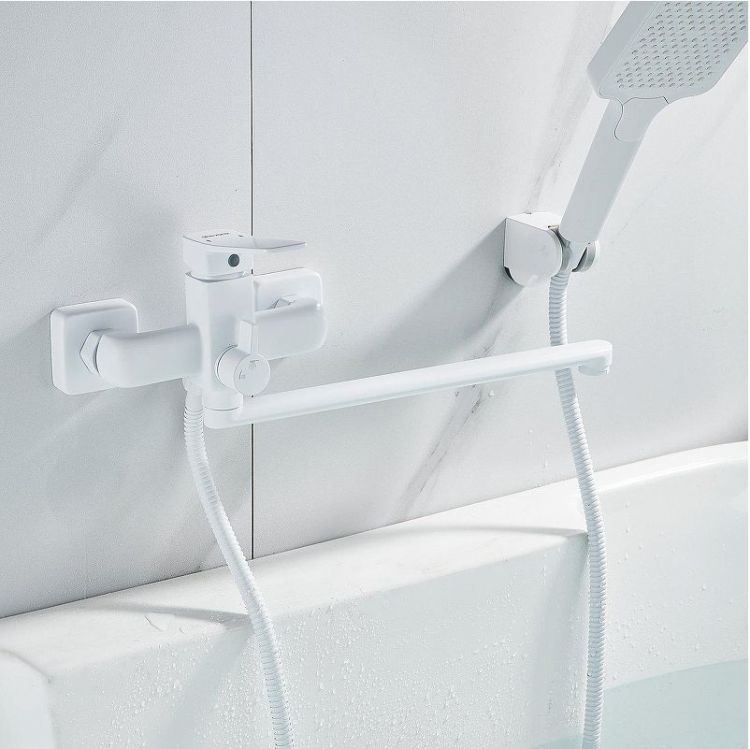 Смеситель для ванны Shevanik S9922C универсальный цвет Белый Смеситель для ванны Shevanik S9922C универсальный цвет Белый