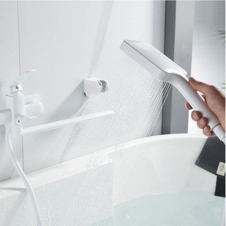 Смеситель для ванны Shevanik S9922C универсальный цвет Белый Смеситель для ванны Shevanik S9922C универсальный цвет Белый