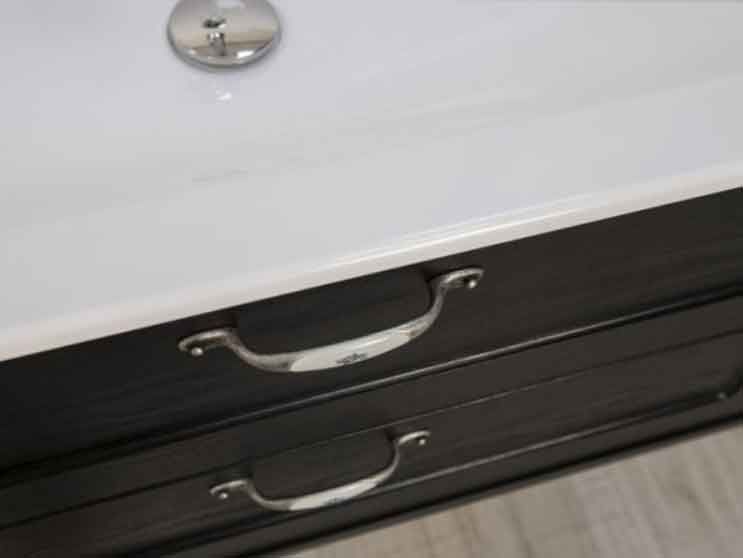 leon3kgq0u0.jpg leon3kgq0u0.jpg