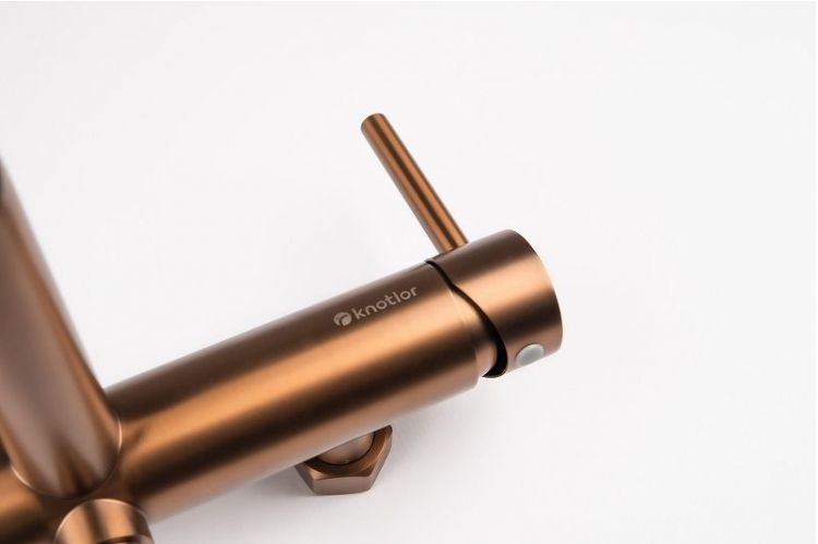 Смеситель для ванны Knotlor Eclipse SS-23/RB цвет Бронза