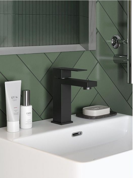 Смеситель для раковины Alfi LF302144 цвет Черный матовый